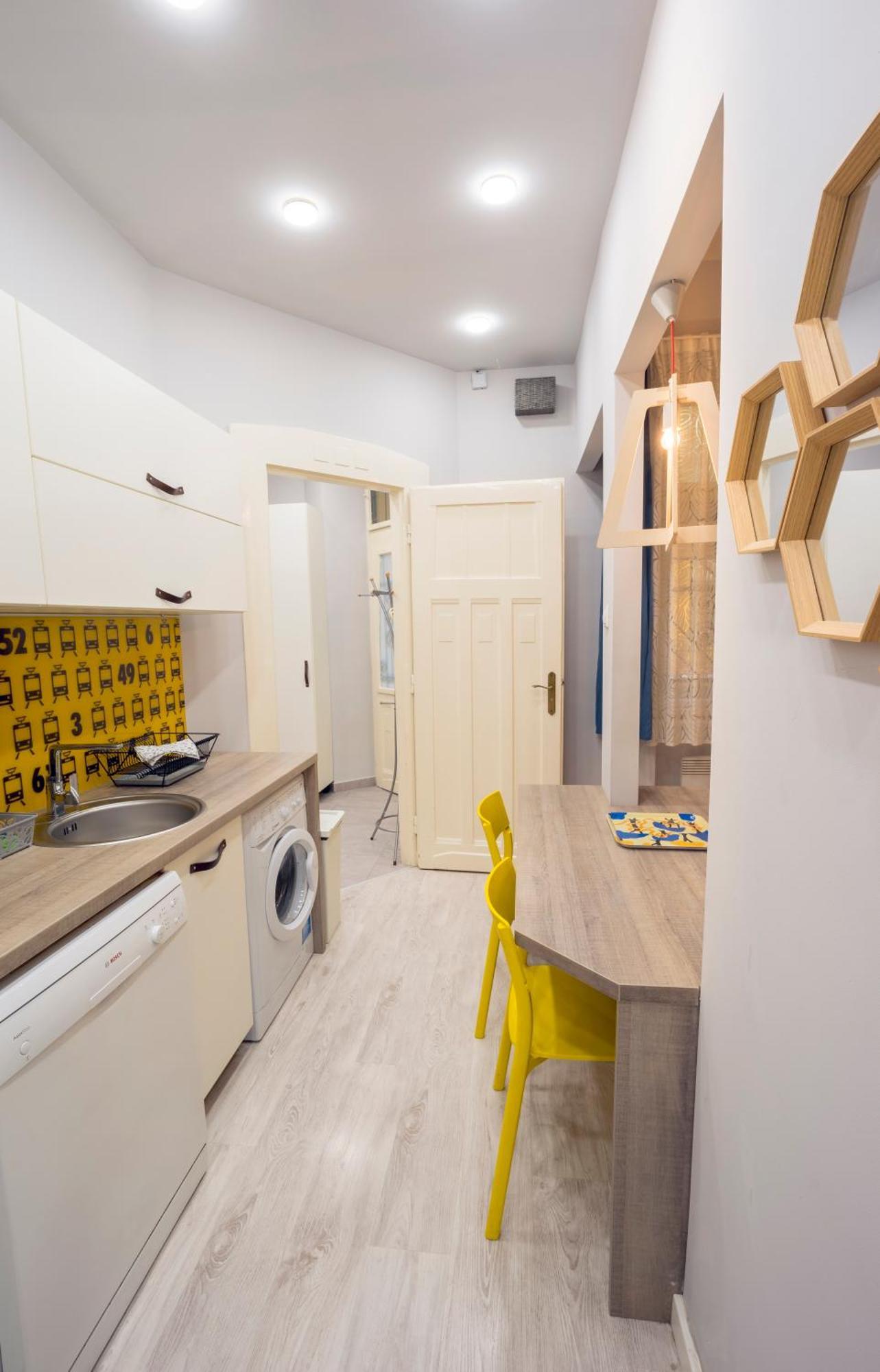 Unique Studio At The Danube With Aircon Budapest Eksteriør bilde